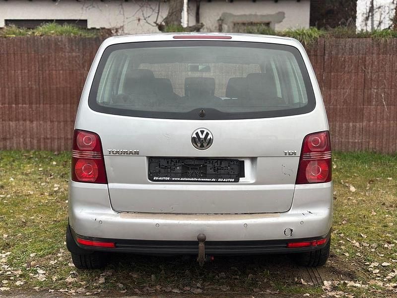Gebraucht VW Touran 105 PS (77 kW) 2008 Silber Van / Kleinbus