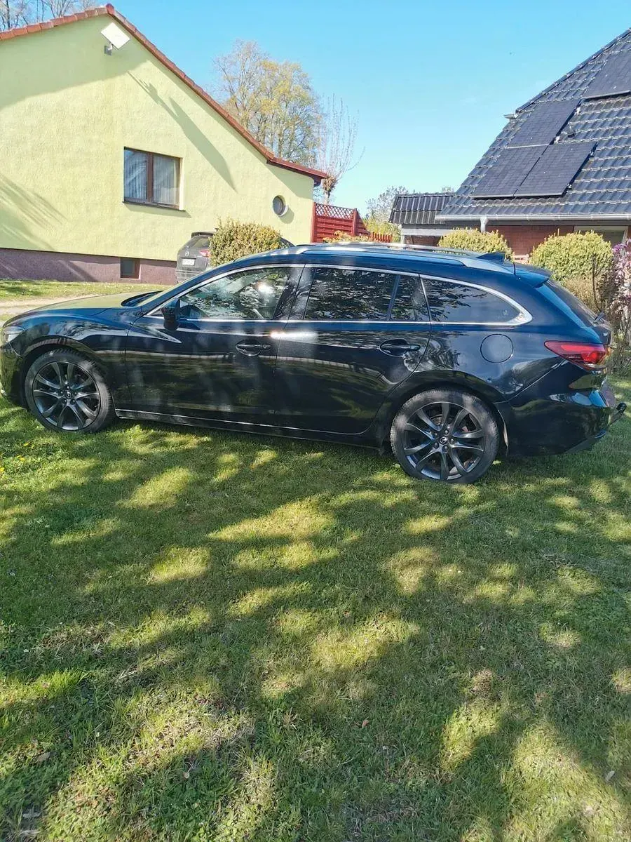 Gebraucht Mazda 6 Sports-Line 175 PS (128 kW) 2016 Schwarz Kombi