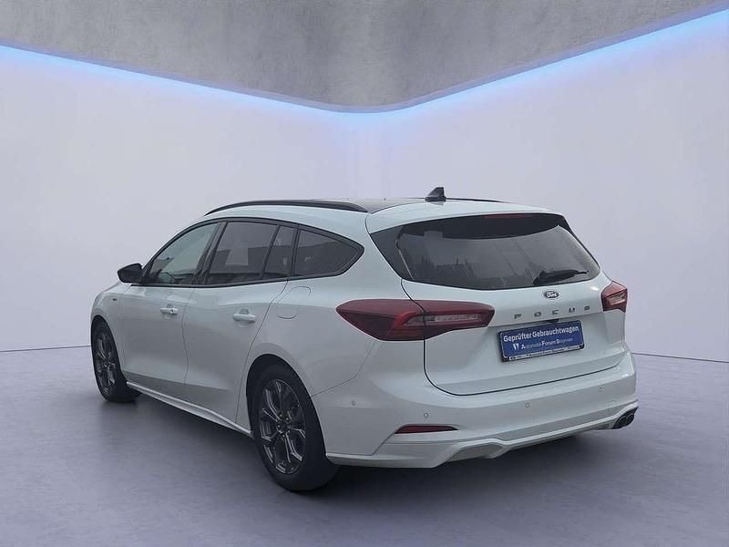 Gebraucht Ford Focus ST-Line X 155 PS (114 kW) 2025 Weiß Limousine