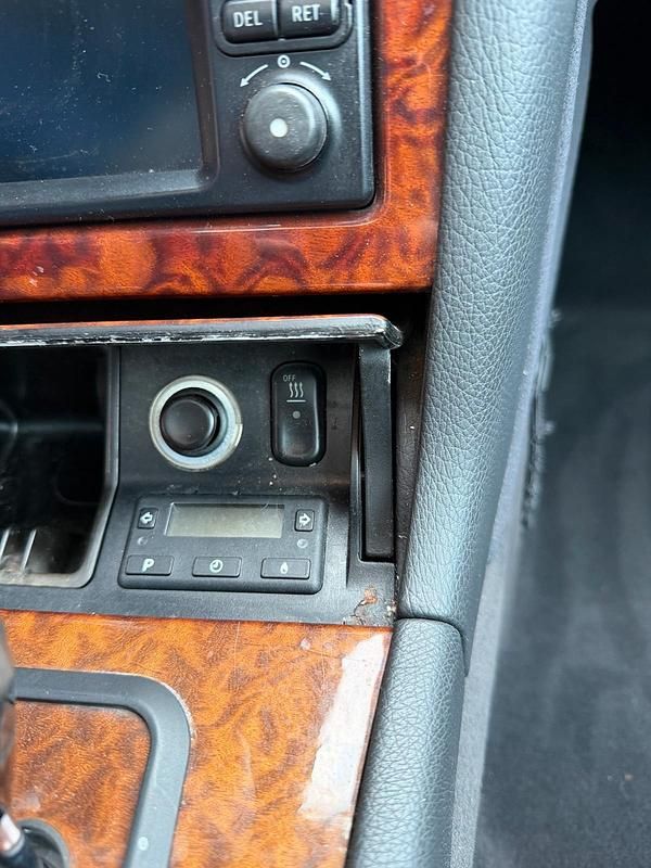 Gebraucht Mercedes E270 Avantgarde 170 PS (125 kW) 2001 Silber Kombi