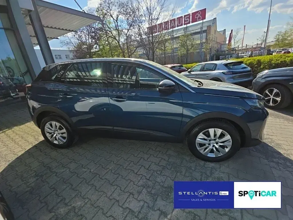 Gebraucht Peugeot 3008 Active 131 PS (96 kW) 2023 Blau SUV