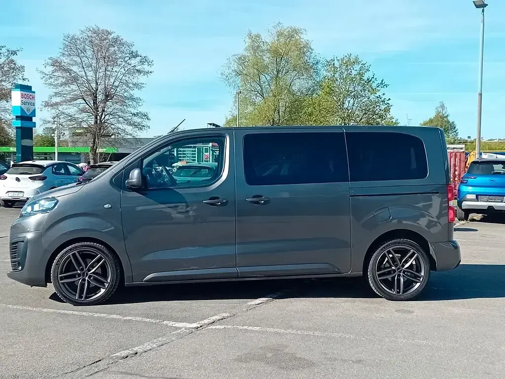 Gebraucht Citroën Spacetourer Feel 150 PS (110 kW) 2016 Grau Van / Kleinbus