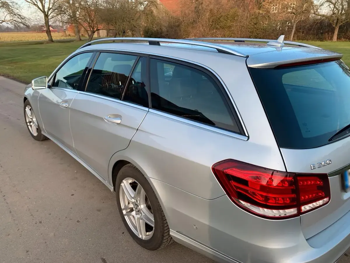 Gebraucht Mercedes E350 258 PS (189 kW) 2015 Silber Kombi
