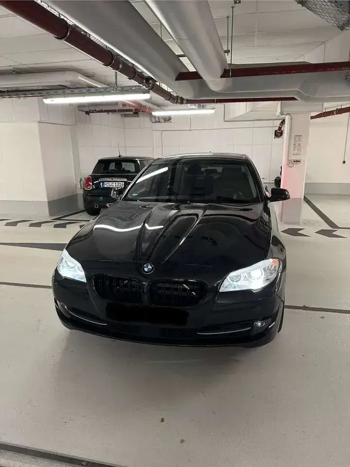 Gebraucht BMW 528 Sport Line 245 PS (180 kW) 2011 Limousine