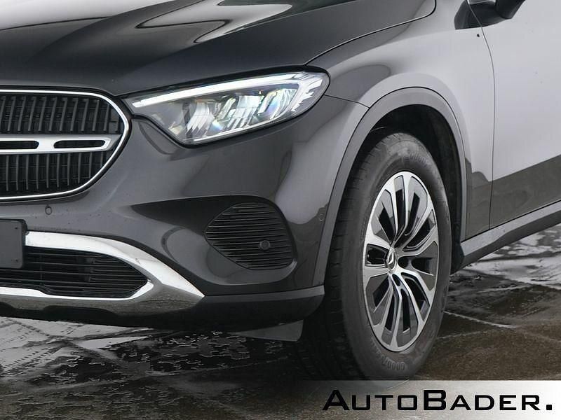 Gebraucht Mercedes GLC220 Avantgarde 197 PS (144 kW) 2024 831 lack graphitgrau (metallic) SUV