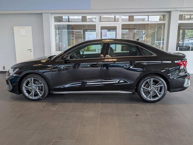 Gebraucht Audi A3 S-Line 150 PS (110 kW) 2022 Mythosschwarz Limousine