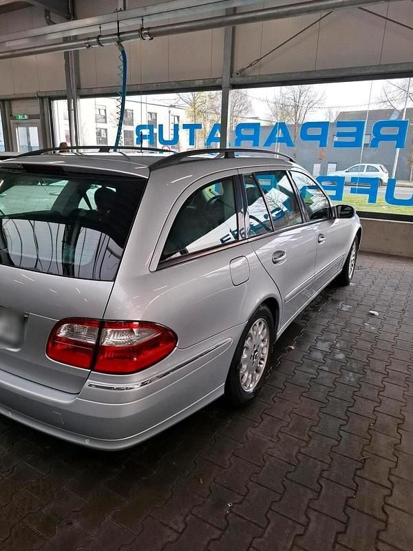 Gebraucht Mercedes 280 177 PS (130 kW) 2005 Silber Limousine