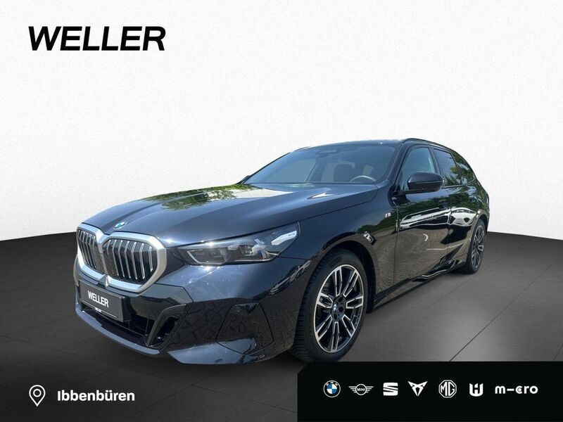 Carbonschwarz (schwarz) Gebraucht 2024 BMW 520 Comfort Edition Kombi | 53.990 € (Fairer Preis) - Bild 1/4