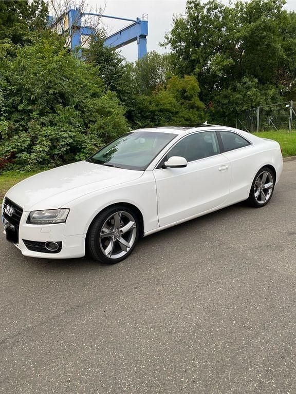 Gebraucht Audi A5 179 PS (131 kW) 2009 Weiß Coupé