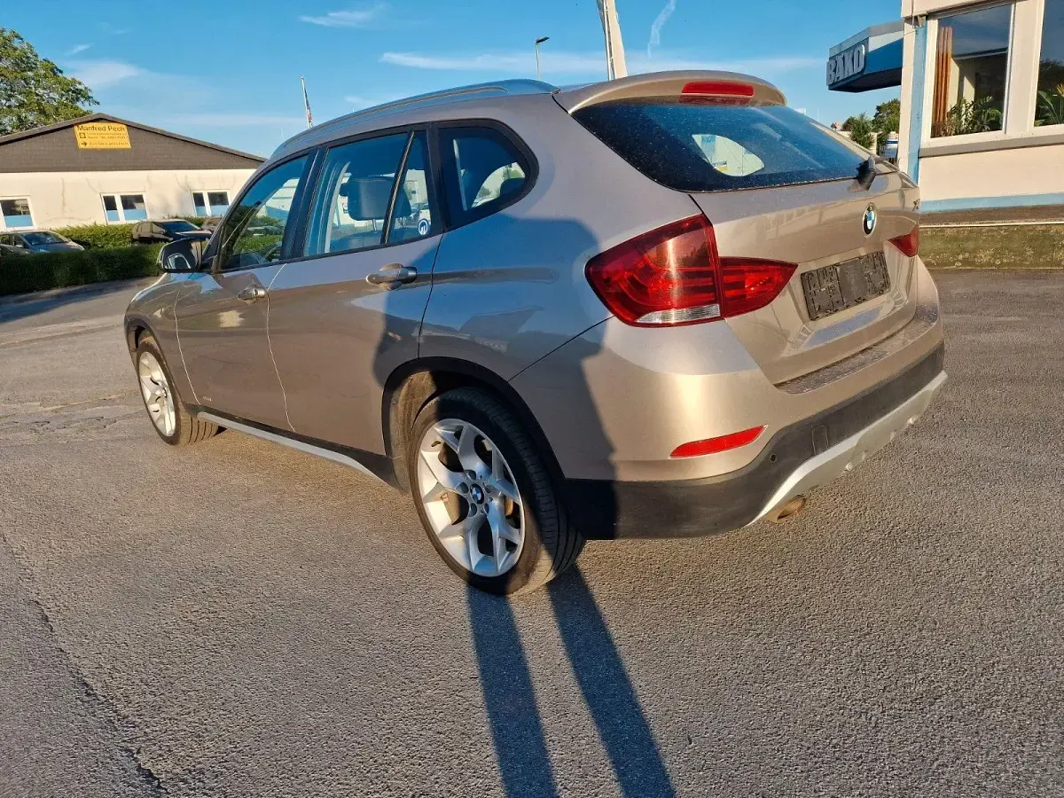 Gebraucht BMW X1 xLine 116 PS (85 kW) 2013 Silber SUV