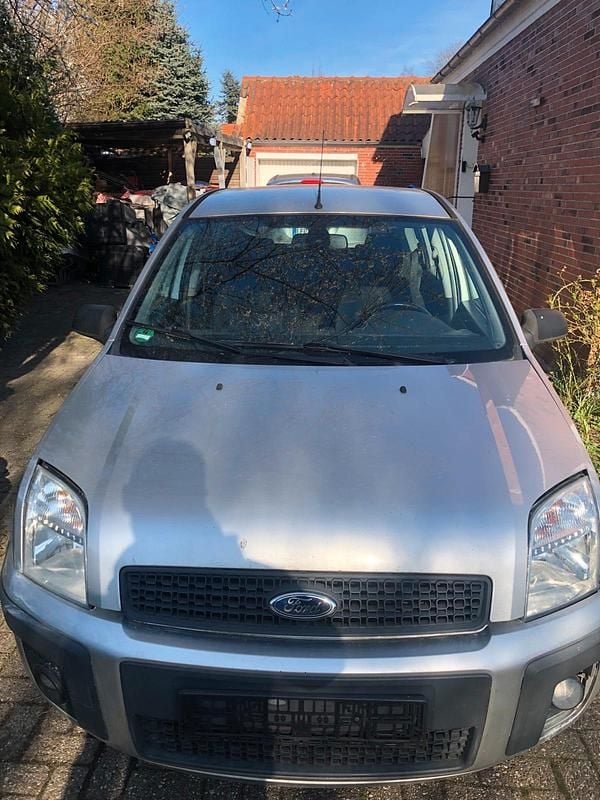 Gebraucht Ford Fusion 80 PS (58 kW) 2007 Silber Kleinwagen