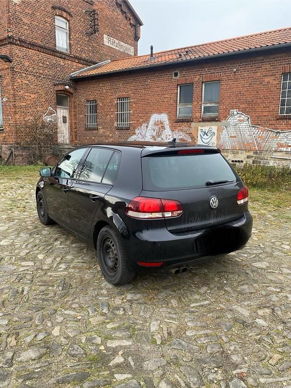 Gebraucht VW Golf VI Highline 122 PS (89 kW) 2010 Schwarz Kleinwagen