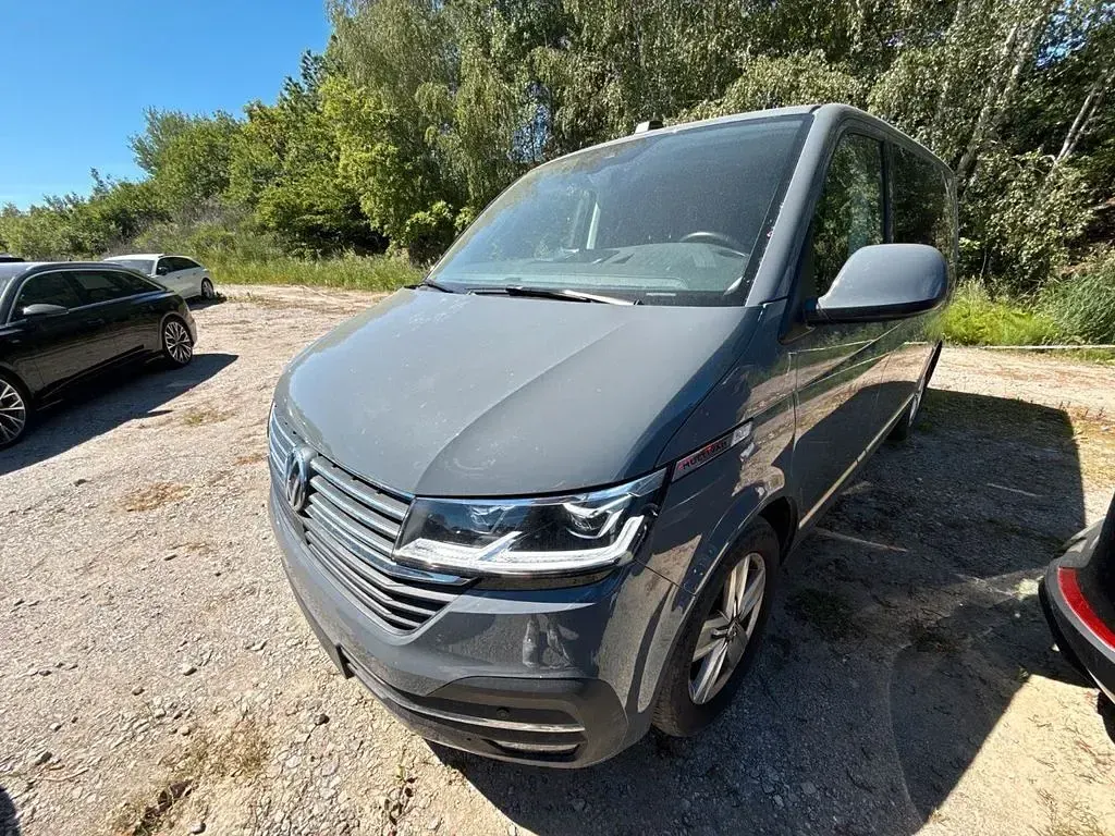 Gebraucht VW Multivan Generation Six 204 PS (150 kW) 2022 Pure grey Van / Kleinbus