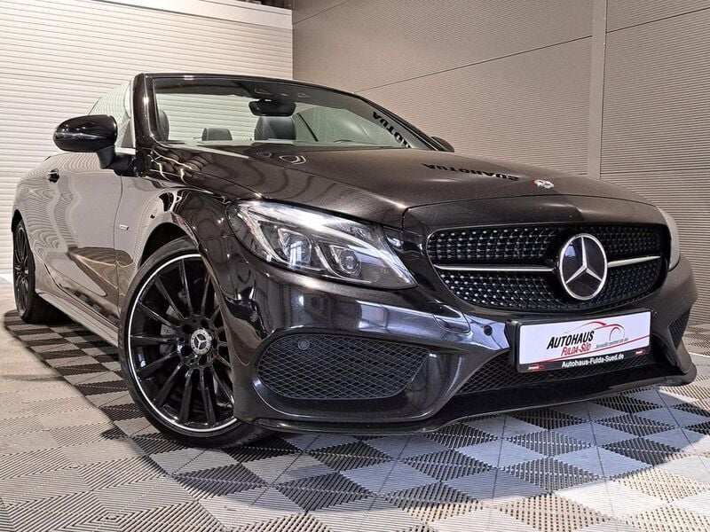 Schwarz Gebraucht 2018 Mercedes C250 AMG line Cabrio | 23.970 € (Guter Preis) - Bild 1/3
