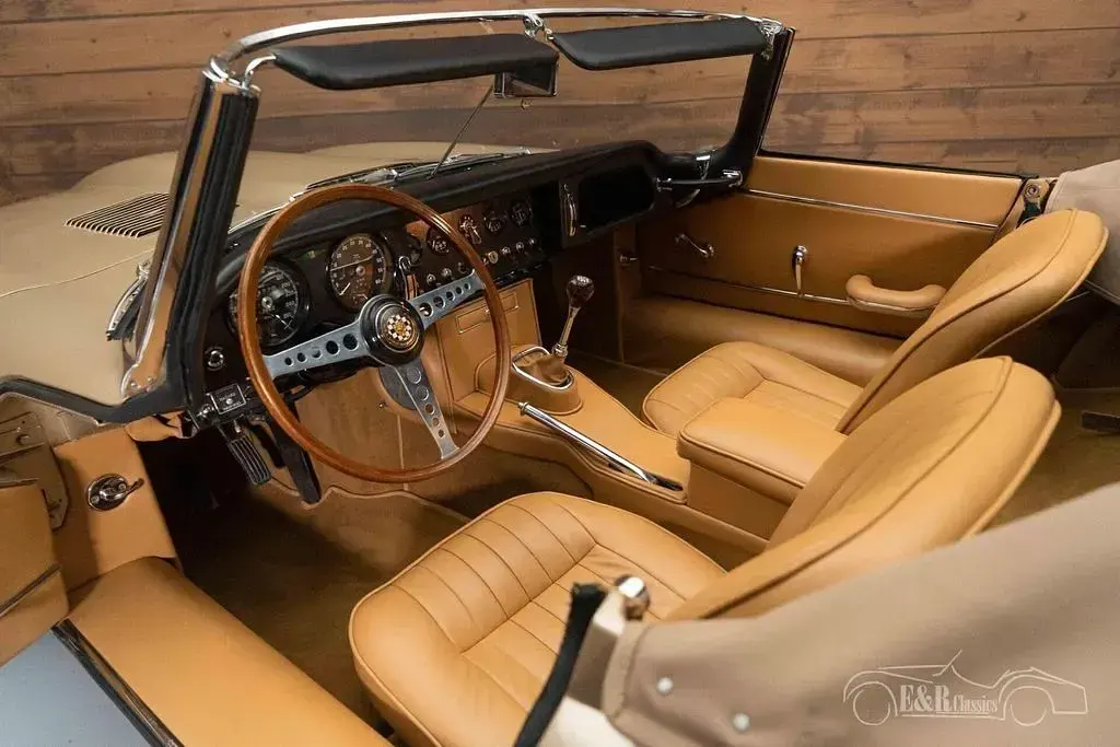 Gebraucht Jaguar E-Type S 265 PS (194 kW) 1967 Beige Cabrio
