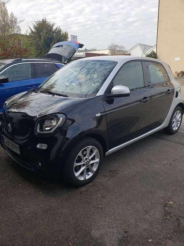 Gebraucht Smart ForFour Basis 71 PS (52 kW) 2016 Grau Kleinwagen