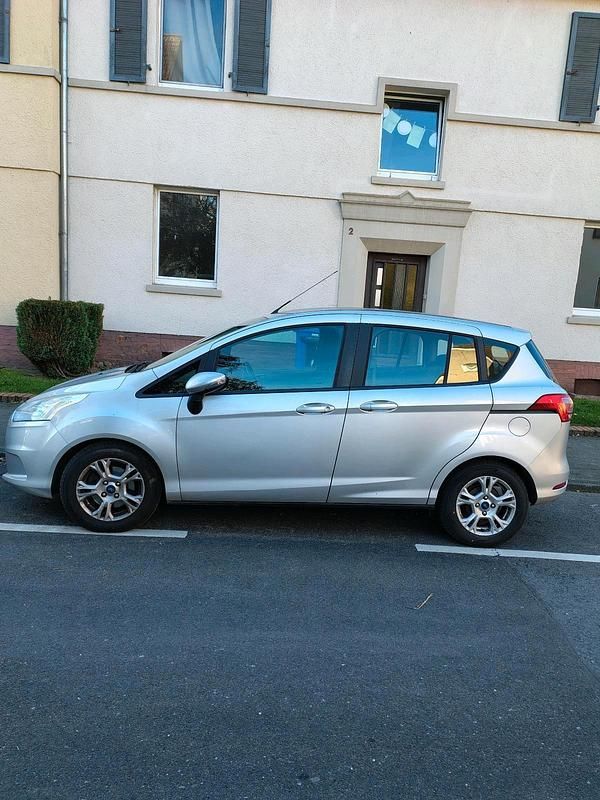 Silber Gebraucht 2012 Ford B-MAX Trend Van / Kleinbus | 7.000 € (Guter Preis) - Bild 1/4