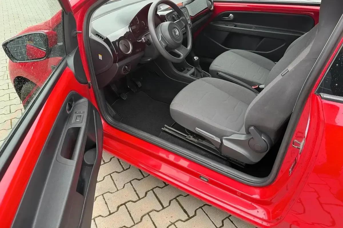 Gebraucht VW up! 60 PS (44 kW) 2012 Rot Kleinwagen