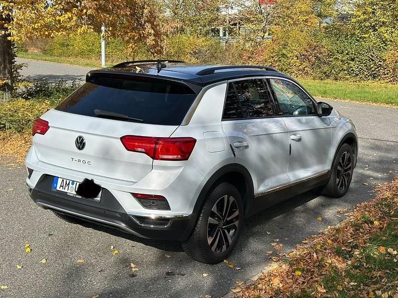 Weiß Gebraucht 2021 VW T-Roc United SUV | 21.300 € (Guter Preis) - Bild 1/4