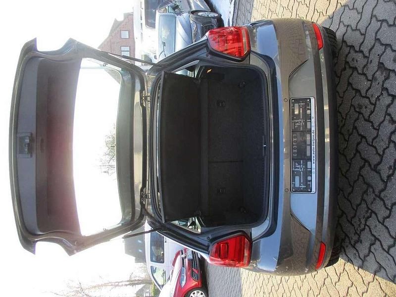 Gebraucht VW Polo Comfortline 60 PS (44 kW) 2015 Grau Limousine