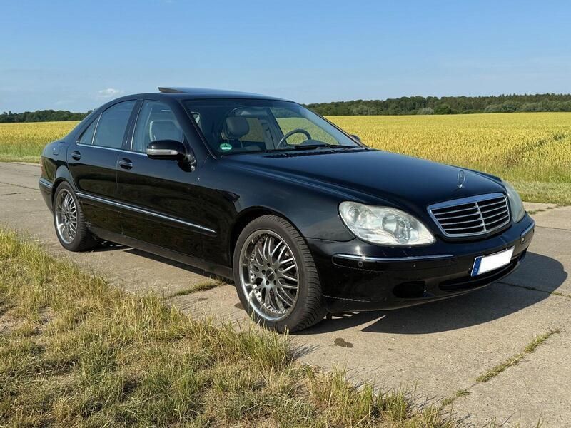 Schwarz Gebraucht 2003 Mercedes S320 Limousine | 6.000 € (Etwas zu teuer) - Bild 1/4