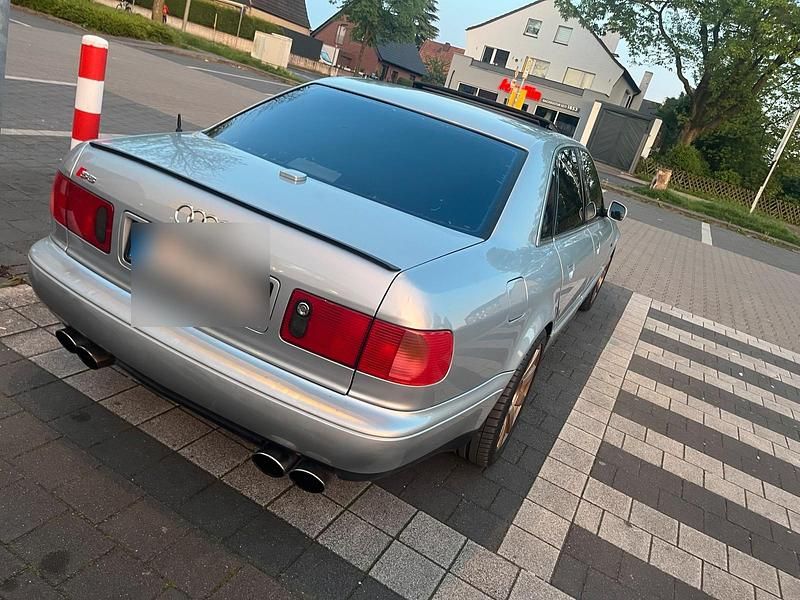 Silber Gebraucht 1998 Audi S8 Limousine | 5.500 € - Bild 1/4