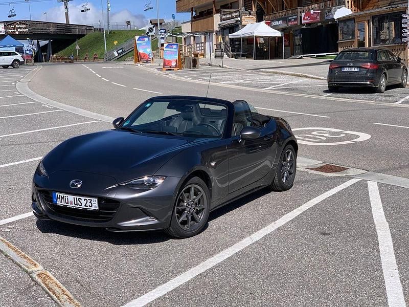 Gebraucht Mazda MX5 Center-Line 131 PS (96 kW) 2017 Grau Cabrio