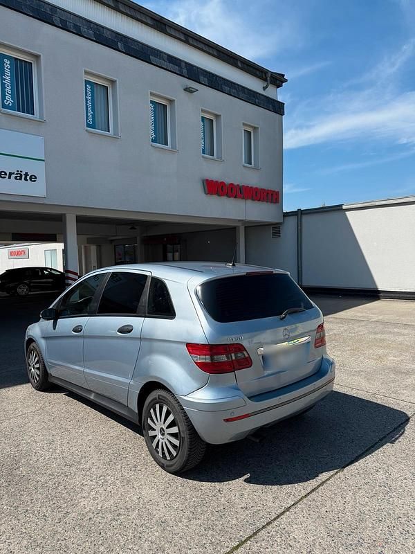 Gebraucht Mercedes B150 95 PS (69 kW) 2008 Blau Van / Kleinbus