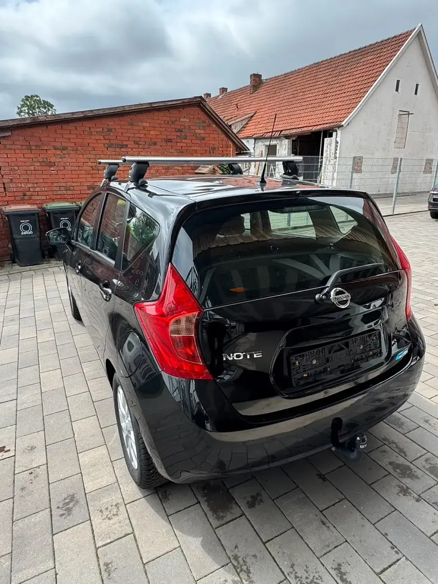 Gebraucht Nissan Note 90 PS (66 kW) 2014 Schwarz Kleinwagen