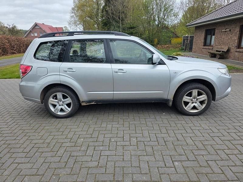 Occasion Subaru Forester 150 ch (110 kW) 2011 Argent SUV