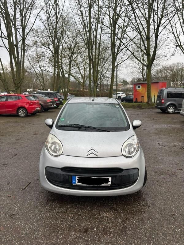 Grau Gebraucht 2006 Citroën C1 Kleinwagen | 4.200 € (Etwas zu teuer) - Bild 1/4