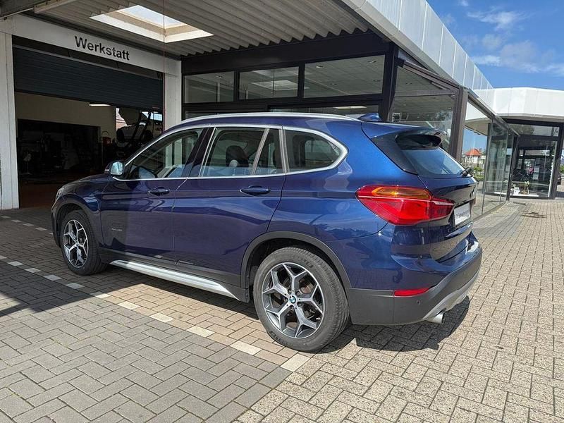 Gebraucht BMW X1 xLine 140 PS (102 kW) 2017 Blau SUV