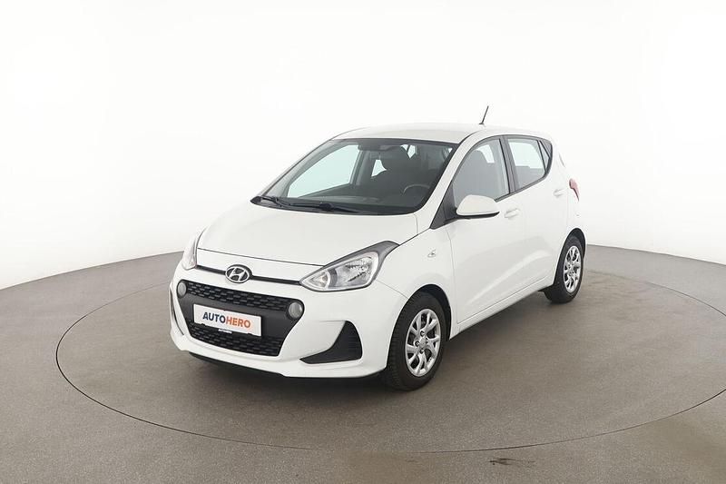 Weiß Gebraucht 2018 Hyundai i10 Trend Kleinwagen | 7.940 € (Fairer Preis) - Bild 1/3