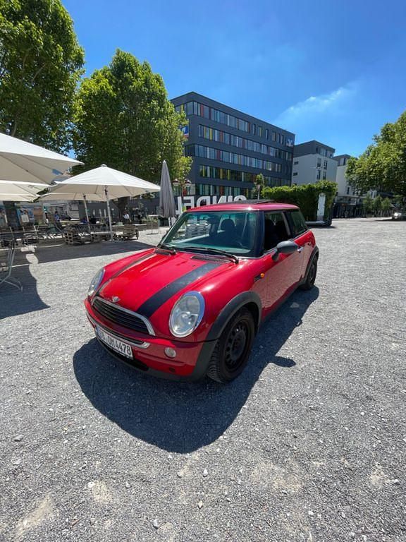 Rot Gebraucht 2004 Mini ONE Kleinwagen | 2.750 € (Fairer Preis) - Bild 1/4
