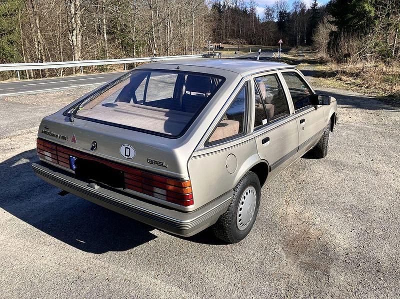 Gebraucht Opel Ascona 101 PS (74 kW) 1986 Limousine