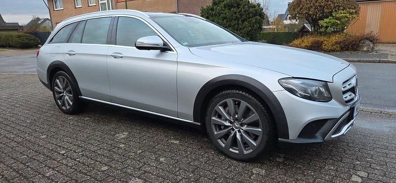 Gebraucht Mercedes E400 Avantgarde 340 PS (250 kW) 2019 Silber Kombi