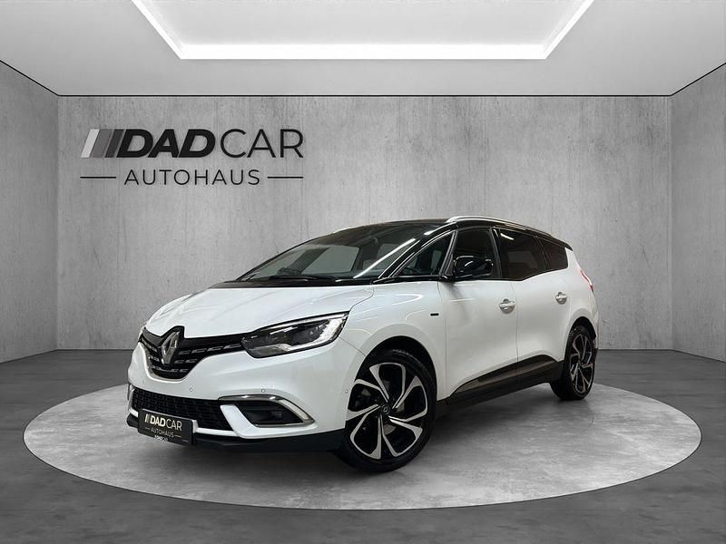 Weiss qnc+schwarz gne Gebraucht 2022 Renault Grand Scénic IV Black Edition Van / Kleinbus | 24.990 € (Guter Preis) - Bild 1/4
