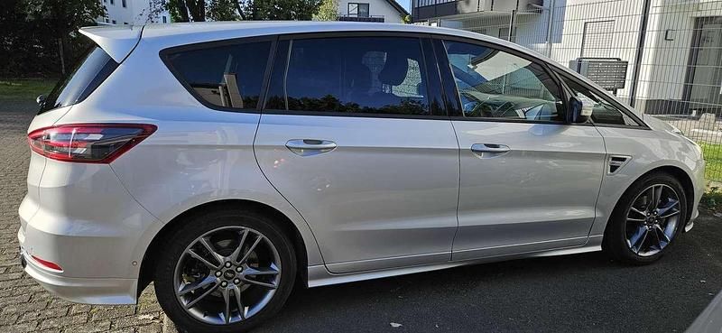 Gebraucht Ford S-MAX ST-Line 190 PS (139 kW) 2018 Silber Van / Kleinbus