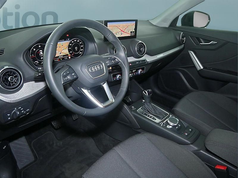 Gebraucht Audi Q2 150 PS (110 kW) 2022 Grau SUV