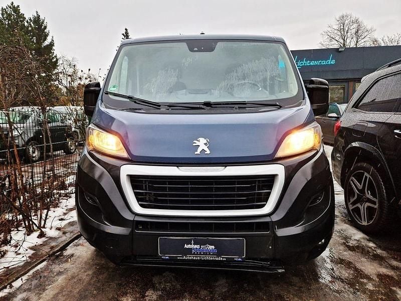 Gebraucht Peugeot Boxer 145 PS (106 kW) 2021 Grau Van