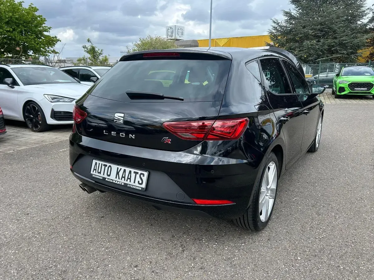 Gebraucht Seat Leon FR 125 PS (91 kW) 2018 Schwarz Limousine