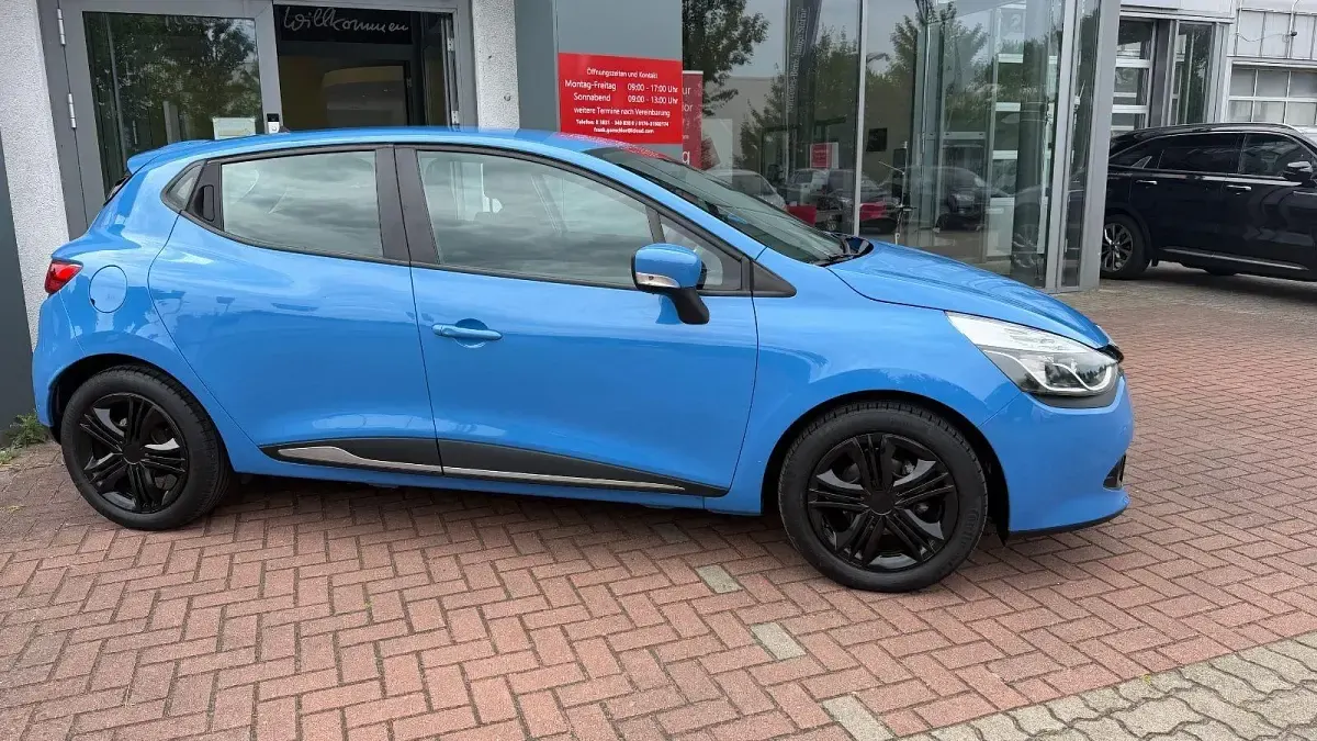 Gebraucht Renault Clio IV Dynamique 73 PS (53 kW) 2014 Blau Kleinwagen