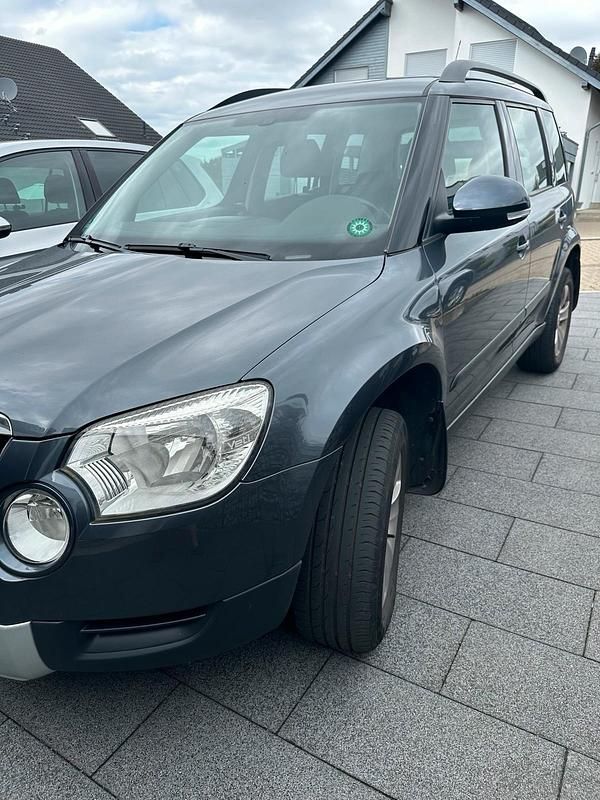 Gebraucht Skoda Yeti 140 PS (102 kW) 2009 Grau SUV