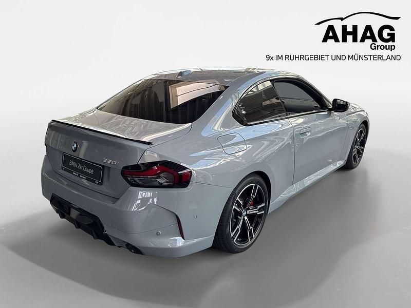 Neu BMW 220 184 PS (135 kW) 2026 M brooklyn grau Coupé