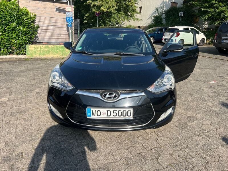 Schwarz Gebraucht 2012 Hyundai Veloster Kleinwagen | 7.200 € (Fairer Preis) - Bild 1/4