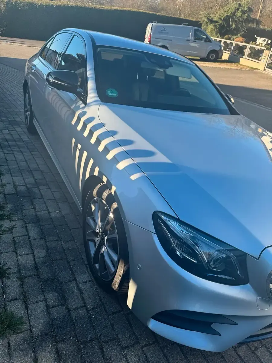 Gebraucht Mercedes E350 286 PS (210 kW) 2018 Silber Limousine