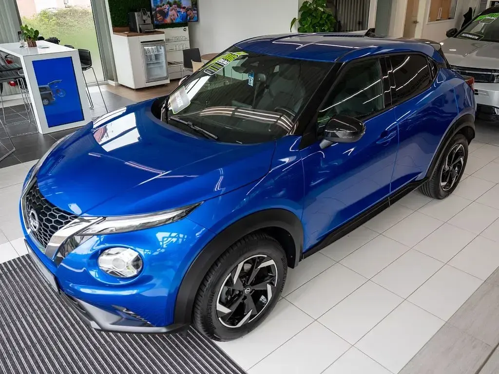 Używany Nissan Juke 114 KM (83 kW) 2023 Niebieski SUV