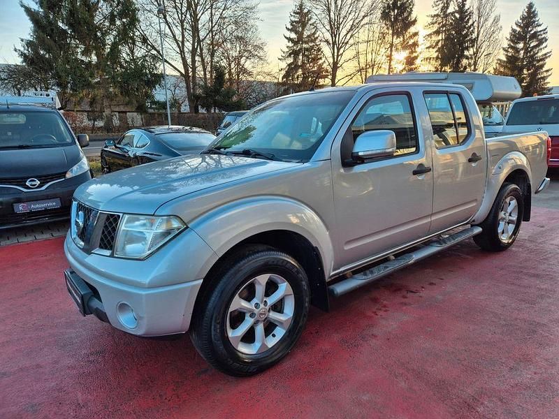 Gebraucht Nissan Navara SE 171 PS (125 kW) 2009 Silber Pickup