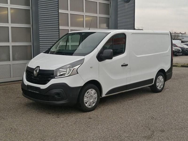 Gebraucht Renault Trafic Komfort 121 PS (88 kW) 2019 Weiß Van / Kleinbus