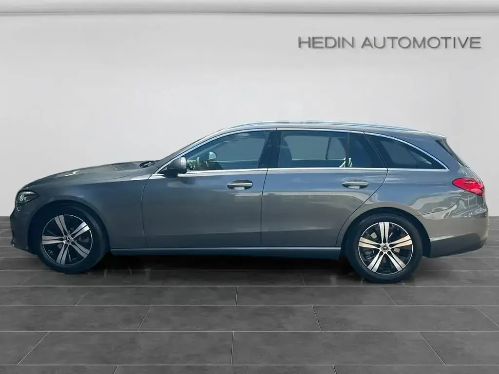 Gebraucht Mercedes 220 Avantgarde 197 PS (144 kW) 2025 Szary Limousine